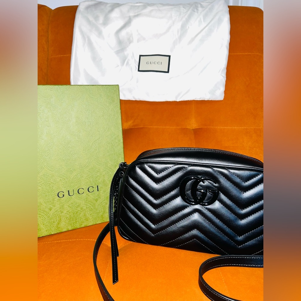 Gucci Black Matelasse Crossbody Bag Black Hardware ... worn twice